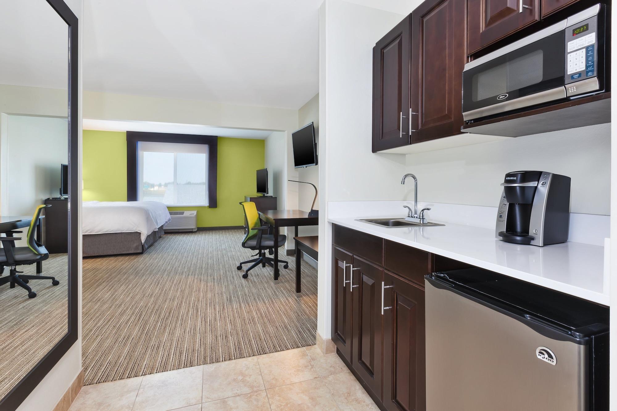 Holiday Inn Express & Suites - Effingham By Ihg Exterior foto